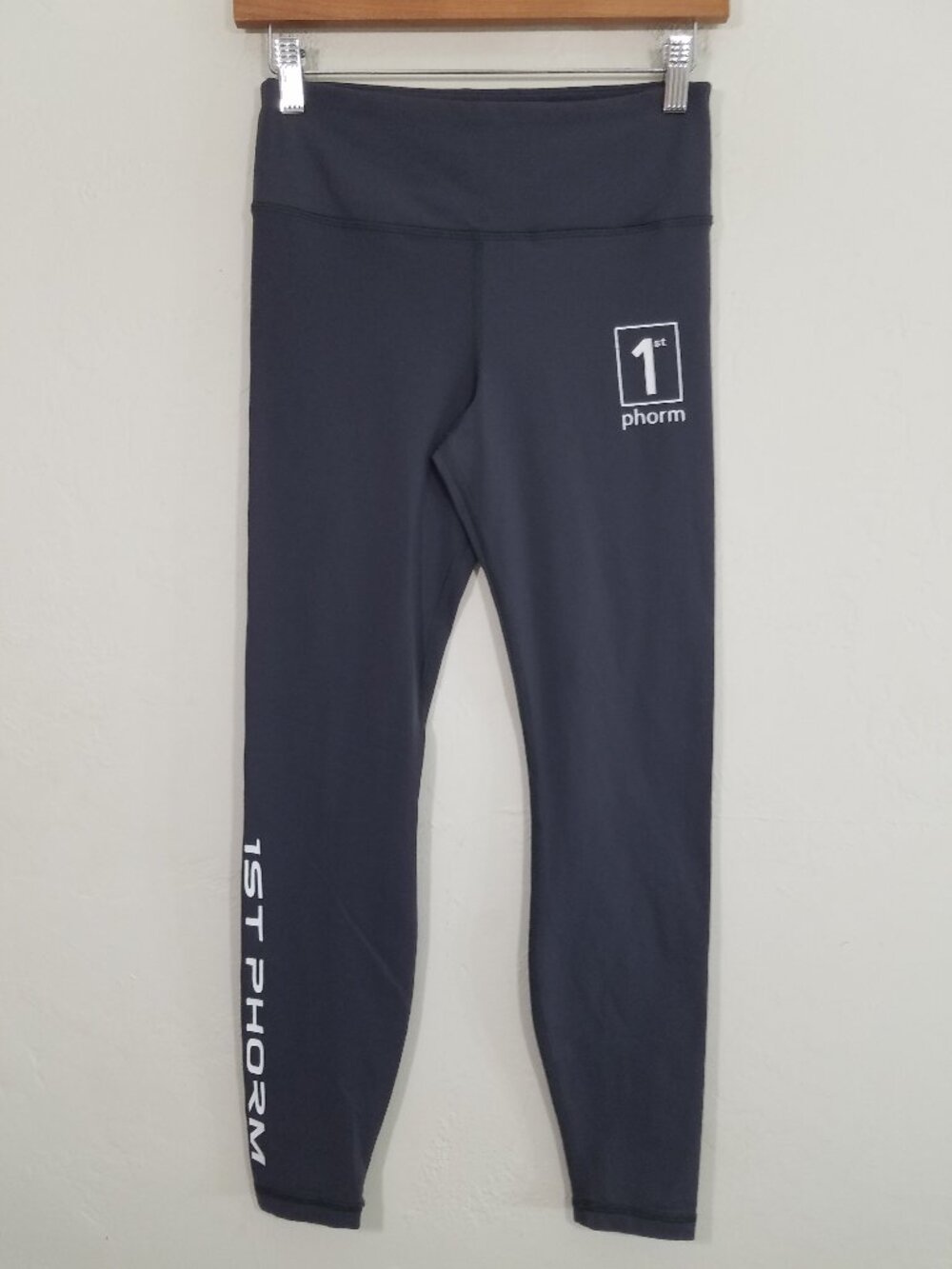 1st Phorm Gray Legging Size M